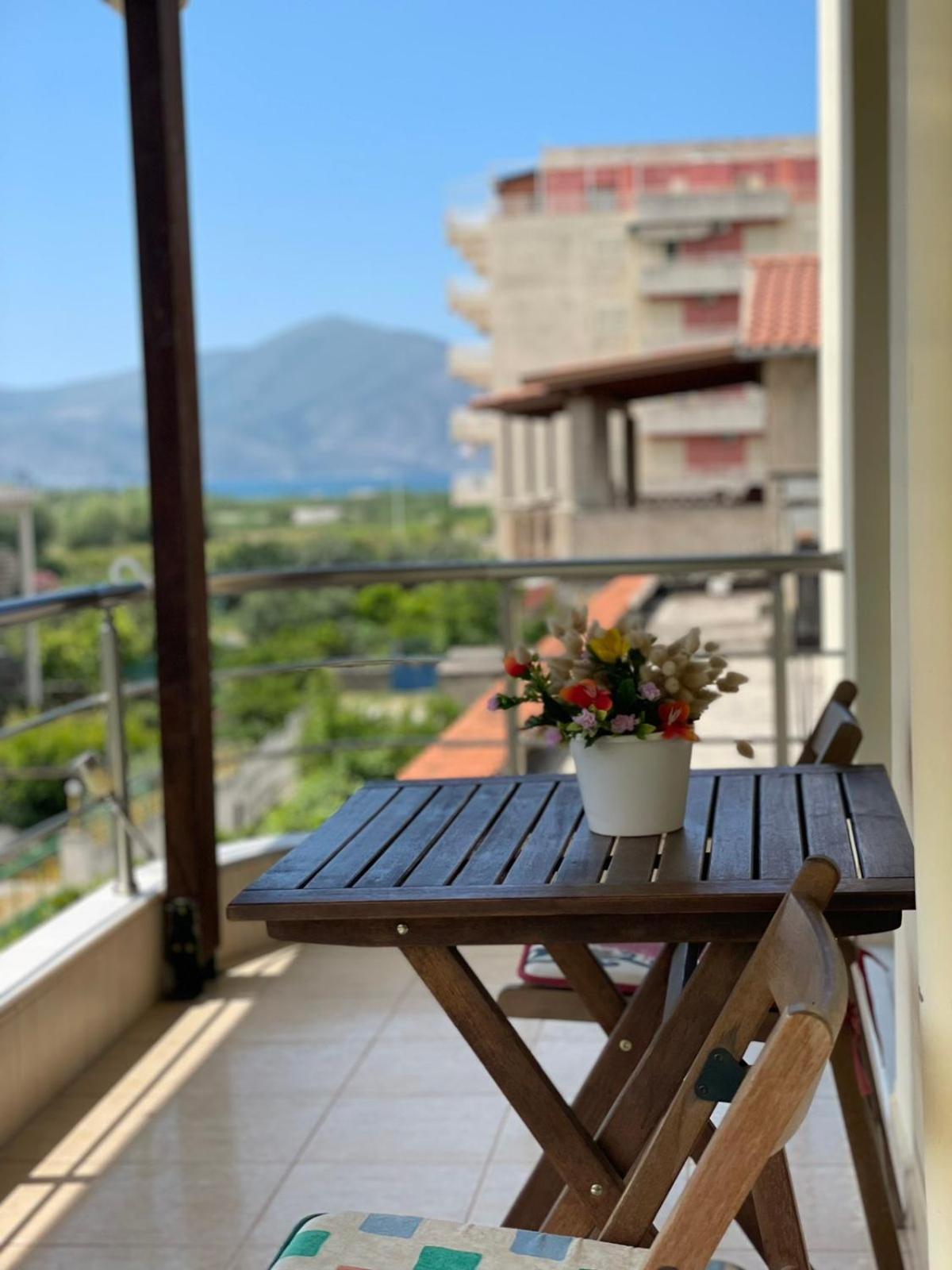 Apartments Athina Bashkia e Orikumit Exteriör bild